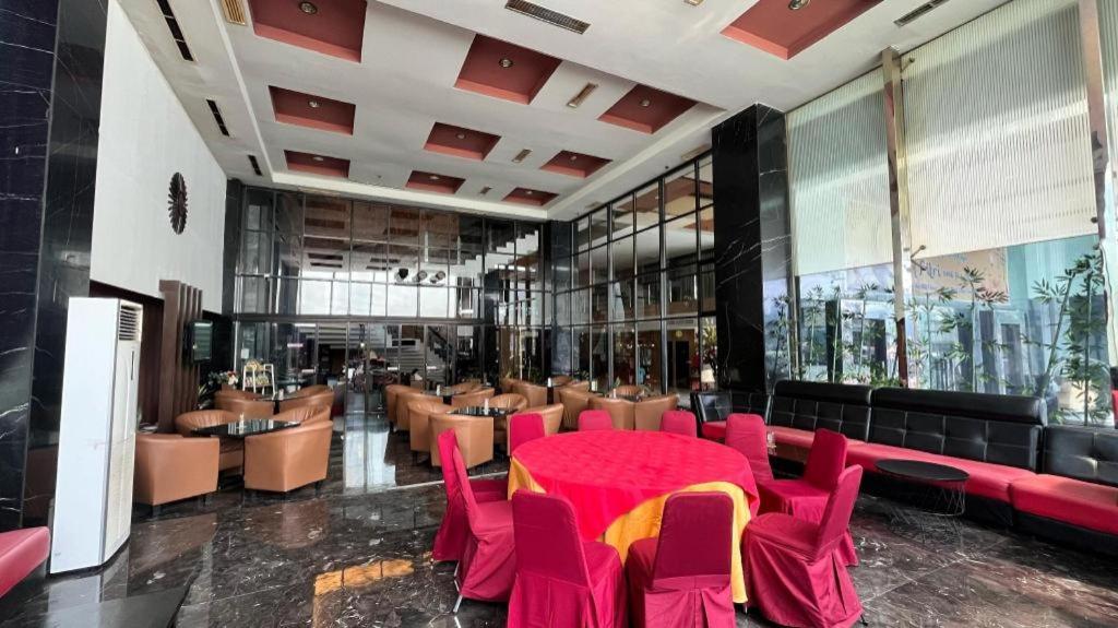 Grand Antares Hotel Медан Екстериор снимка