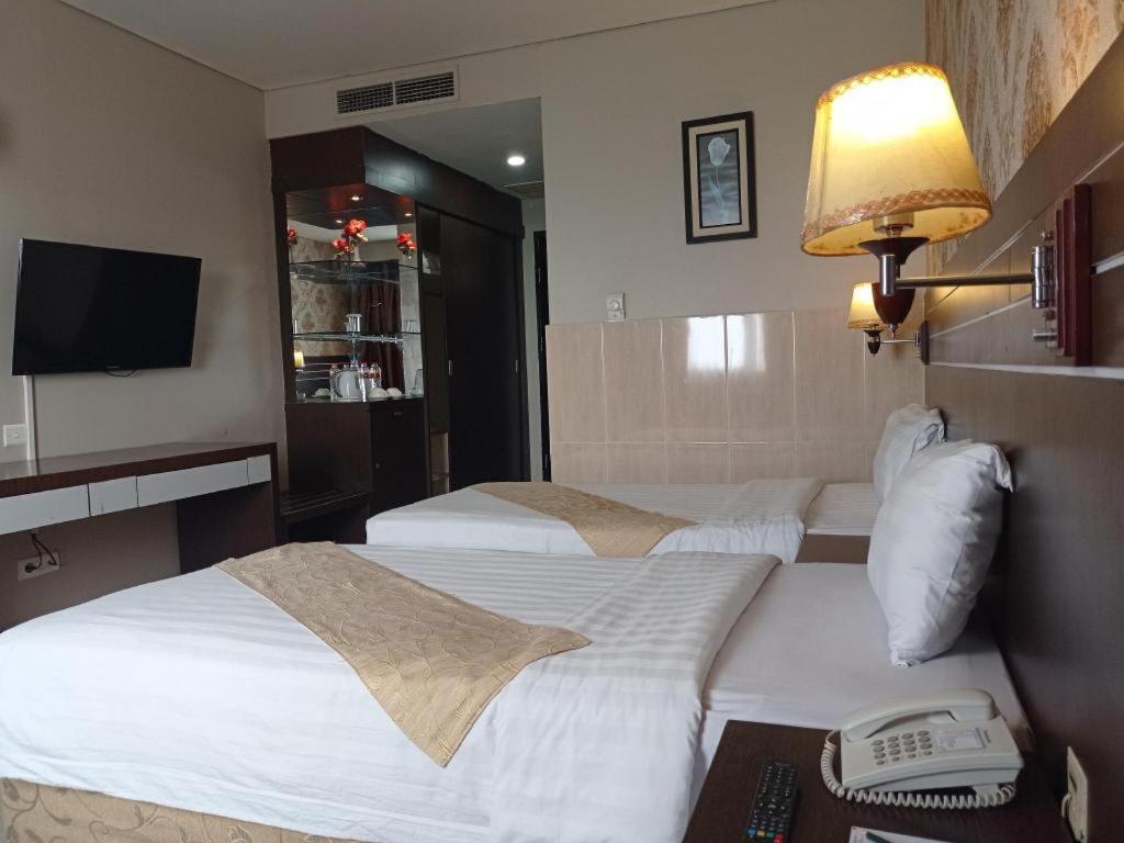 Grand Antares Hotel Медан Екстериор снимка