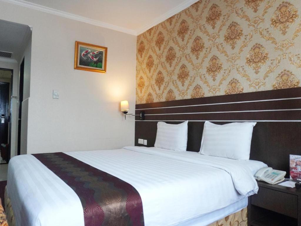 Grand Antares Hotel Медан Екстериор снимка