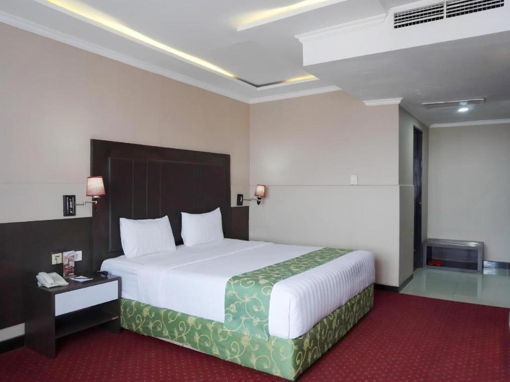 Grand Antares Hotel Медан Екстериор снимка