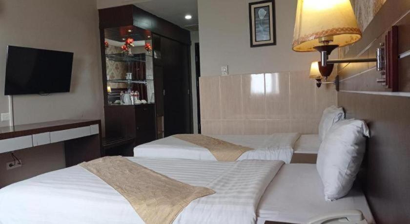 Grand Antares Hotel Медан Екстериор снимка