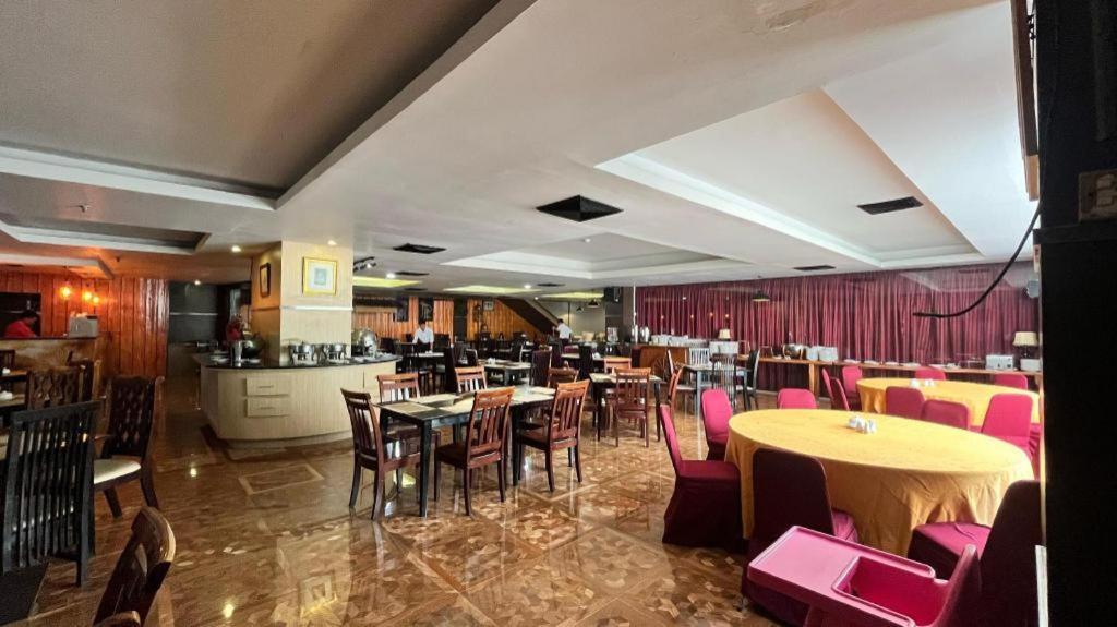 Grand Antares Hotel Медан Екстериор снимка