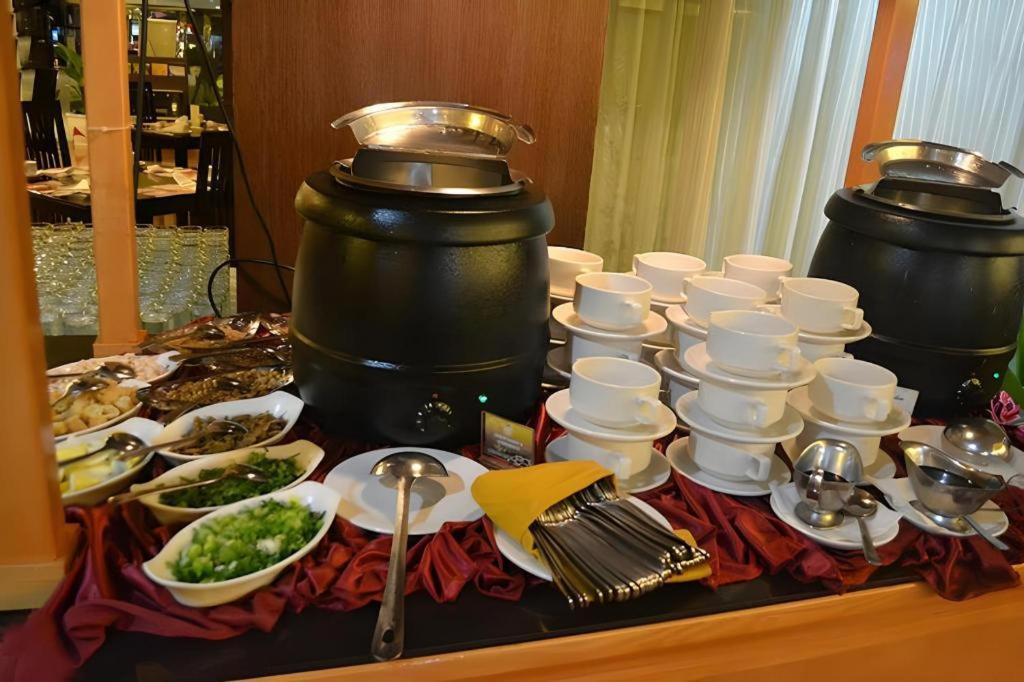Grand Antares Hotel Медан Екстериор снимка